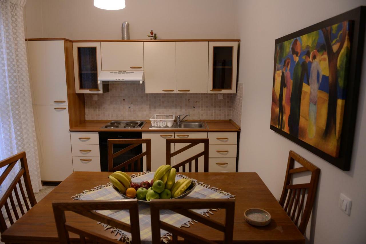 Patras White Castle Apartment Екстериор снимка