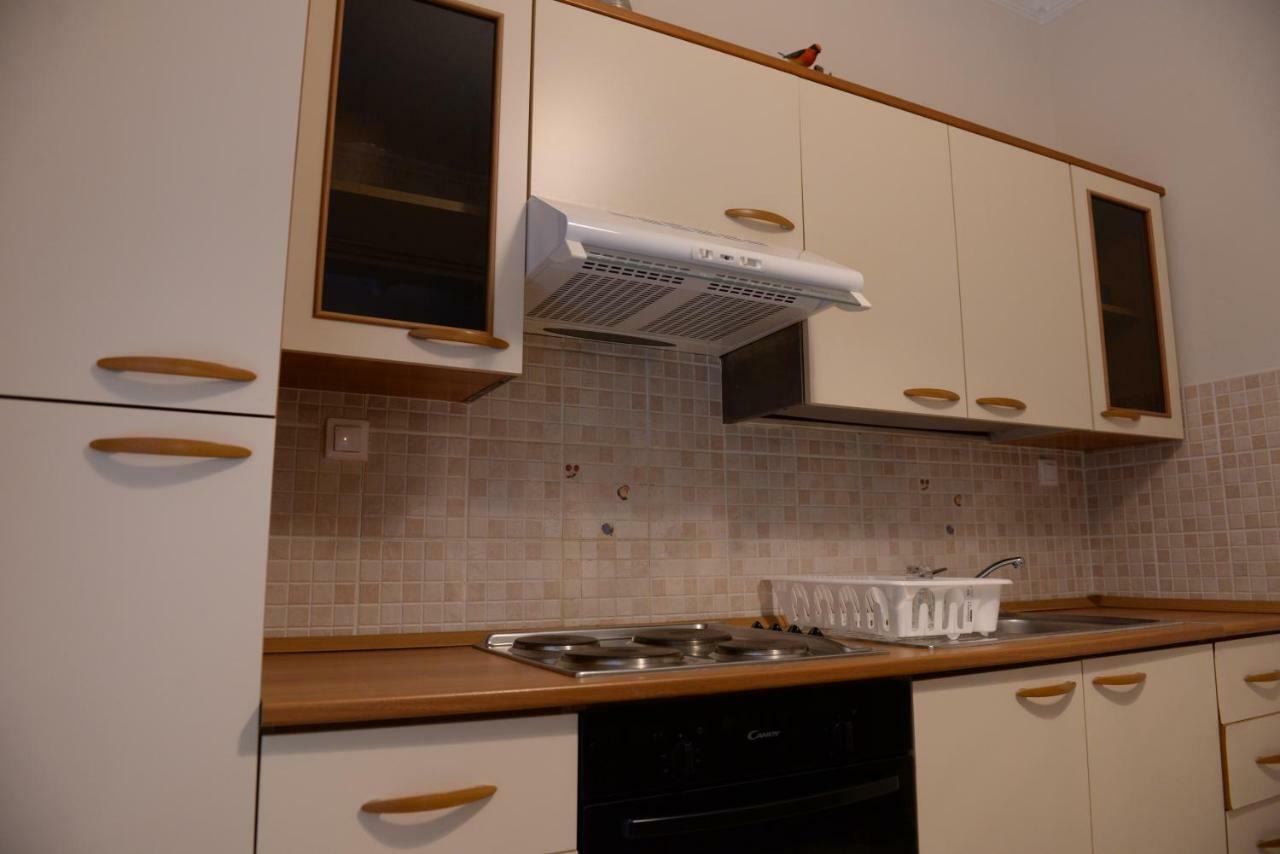 Patras White Castle Apartment Екстериор снимка